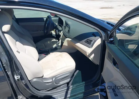 2017 Hyundai Elantra Se from USA, damaged, VIN KMHD84LF8HU103555